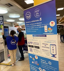 Cratel y tótem para hacer donaciones al Banco de Alimentos