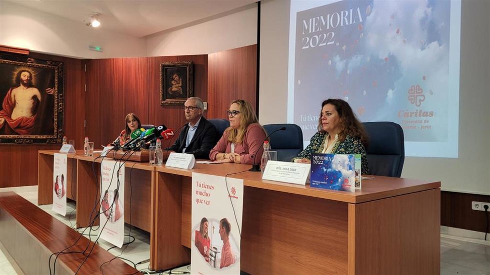 Cáritas atendió a más de 20.000 personas en 2022 en Cádiz, el 70% de ellas mujeres