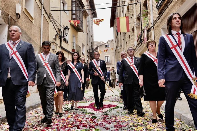 La Diputación de Zaragoza participa en la fiesta de los Corporales de Daroca (Zaragoza).