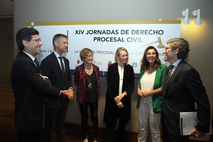 La Consejera De Presidencia, Interior, Justicia Y Acción Exterior En Funciones, Paula Fernández, Interviene En La Inauguración De Las XIV Jornadas De Derecho Procesal Civil