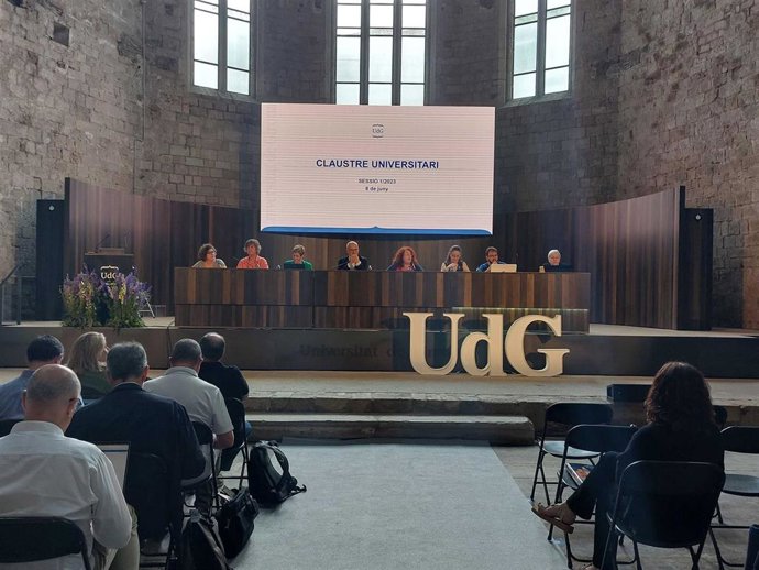 Reunión del Claustro Universitario de la UdG