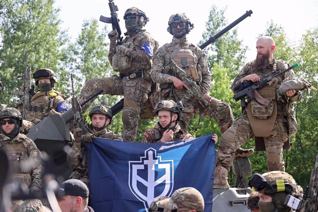 Paramilitares del Cuerpo de Voluntarios Rusos, grupo armado ultraderechista opositor al Kremlin.