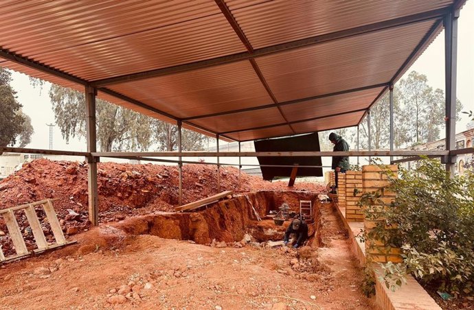 Imagen de los trabajos en la segunda fosa del cementerio de Minas de Riotinto (Huelva).