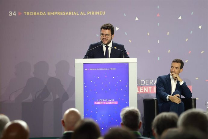 El president de la Generalitat, Pere Aragons, intervé en la 34 Trobada Empresarial al Pirineu