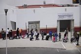 Foto: EEUU.- México condena el traslado de personas migrantes entre estados de EEUU "con fines políticos y electorales"