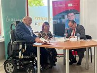 Inserta Empleo y Aspaym Andalucía se comprometen a fomentar la inclusión laboral de las personas con lesión medular