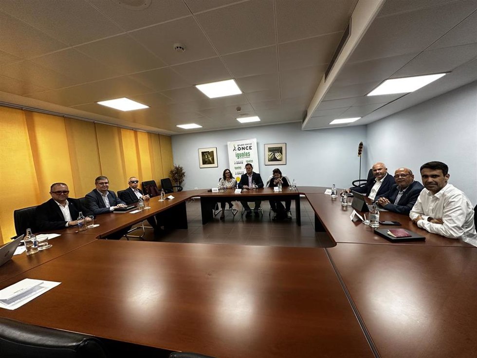 Jurado de los Premios del Grupo Social ONCE Canarias reunidos en Las Palmas de Gran Canaria