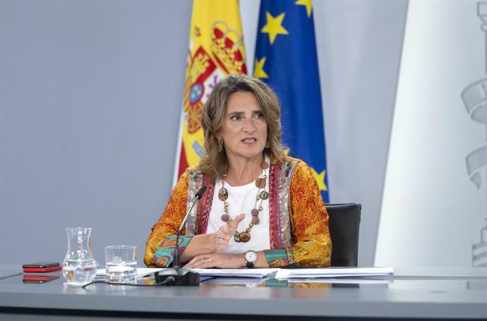 Archivo - La vicepresidenta tercera y ministra para la Transición Ecológica y el Reto Demográfico, Teresa Ribera