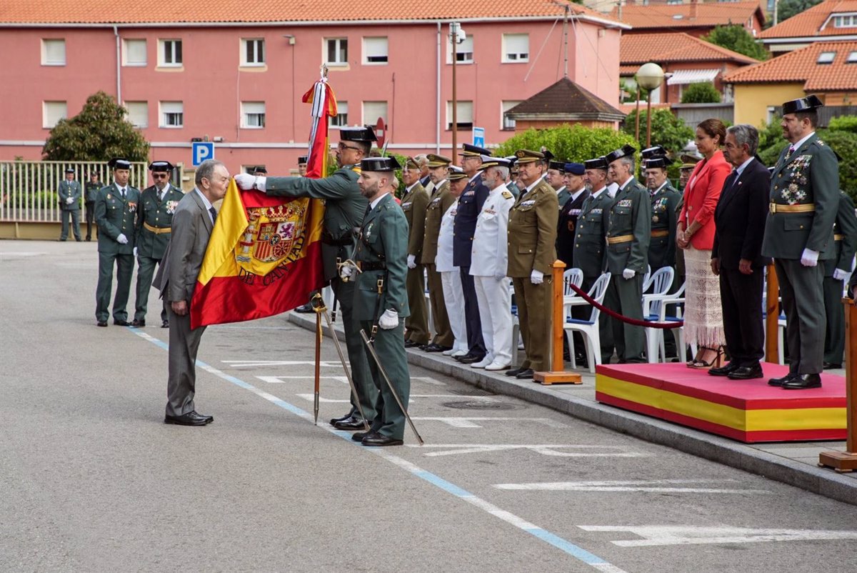 179º ANIVERSARIO DE LA CREACIÓN DE LA GUARDIA CIVIL - Unión de