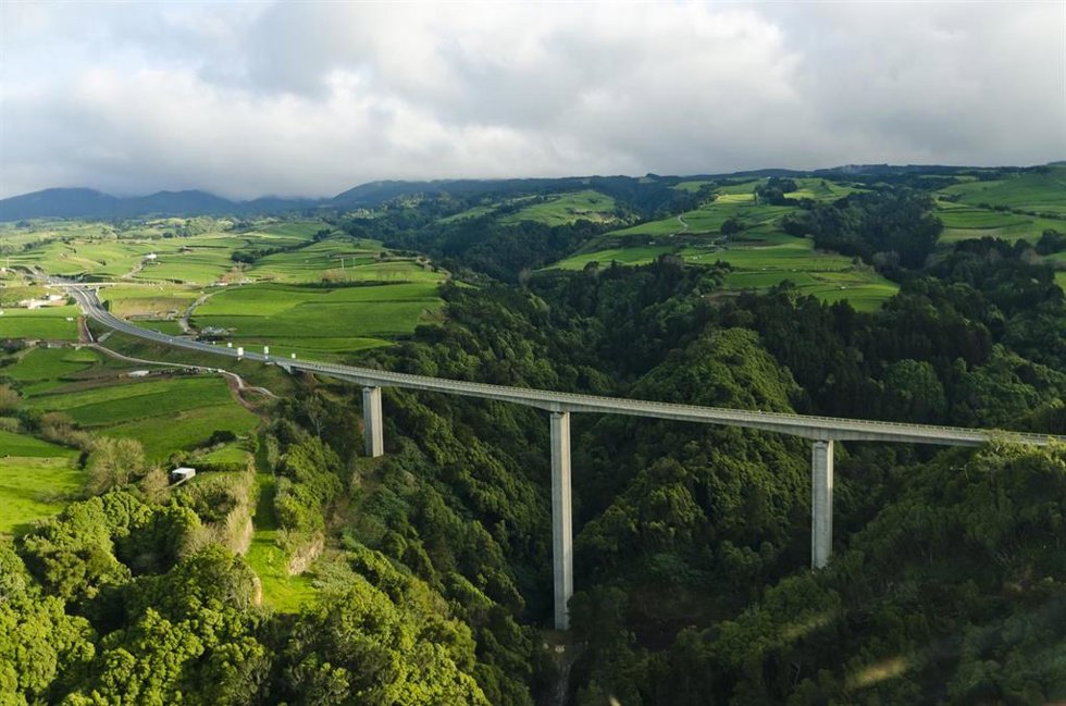 Autopista en las Azores