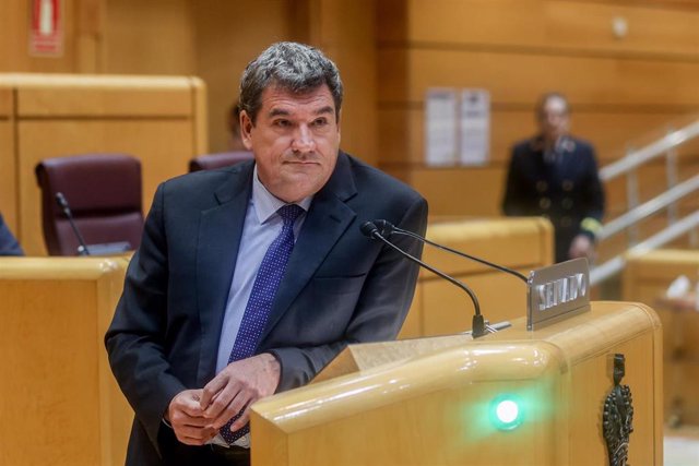 Archivo - El ministro de Inclusión, Seguridad Social y Migraciones, José Luis Escrivá.
