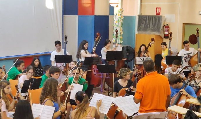 Medio centenar de estudiantes de 13 localidades de la provincia participarán en el Encuentro Orquestal Cádiz Suena