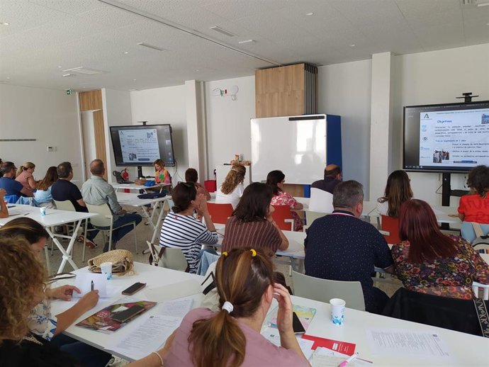 El Distrito Sanitario Málaga-Guadalhorce celebra unas Jornadas de Trabajo sobre el Plan Integral de Obesidad Infantil