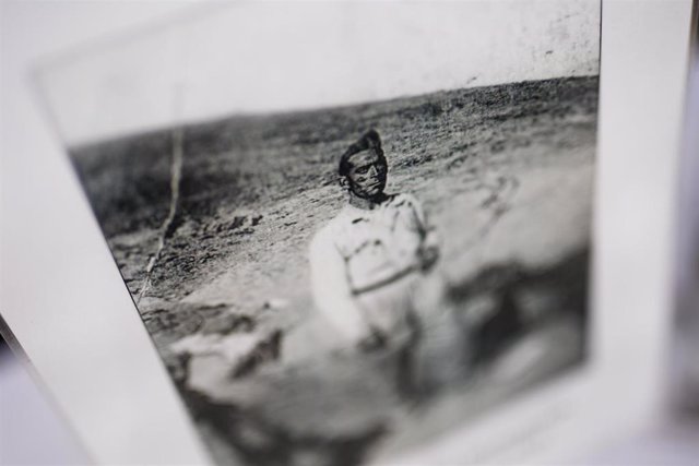 Archivo - Una fotografía de Valeriano Sandoval Navacerrada, una de las víctimas civiles del franquismo, que fue fusilada el 13 de julio de 1939, durante los trabajos de exhumación de víctimas civiles de la Guerra Civil.