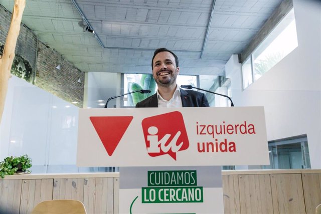El coordinador de Izquierda Unida (IU) y ministro de Consumo, Alberto Garzón, interviene durante la reunión de la Coordinadora Federal de su partido, en Espacio Ecooo, a 4 de junio de 2023, en Madrid (España). 