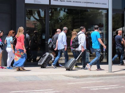 Andalucía plantea limitar a los particulares la explotación de un máximo de dos pisos turísticos por provincia