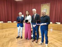 Hermoso de Mendoza destaca el "compromiso, dedicación, libertad y espíritu europeísta" de los 'insignias' de San Bernabé