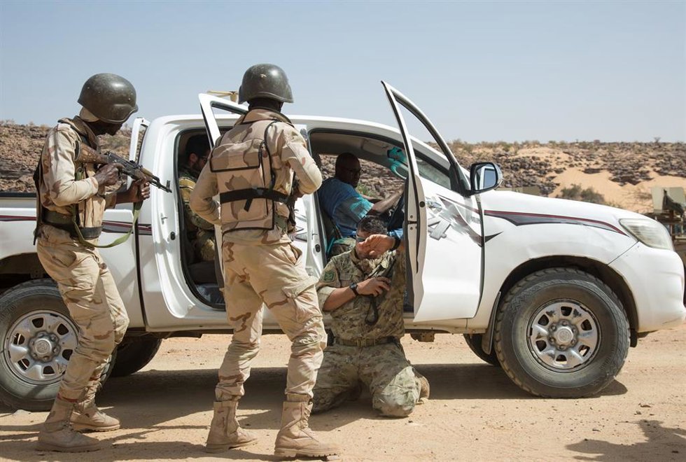 Archivo - Ejercicios militares de la UA en Burkina Faso 