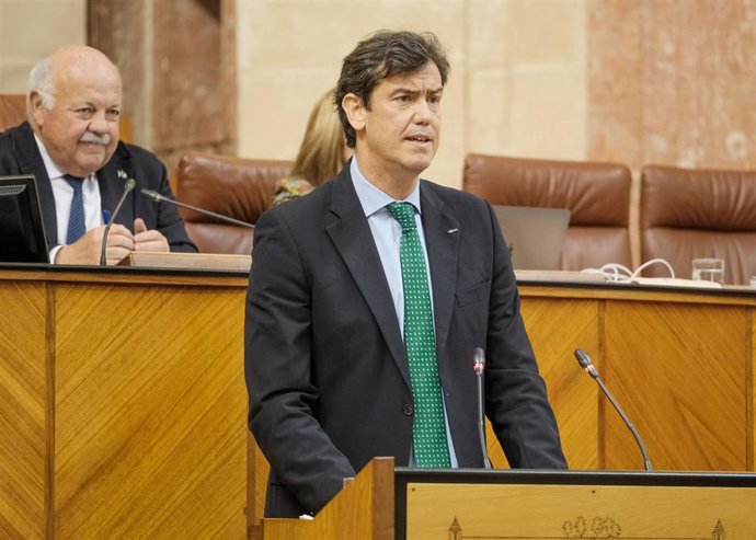 Archivo - El parlamentario andaluz del Partido Popular de Almería Juan José Salvador.