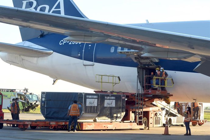 Archivo - Un avión de BoA en el Aeropuerto de Viru Viru, en Santa Cruz, Bolivia