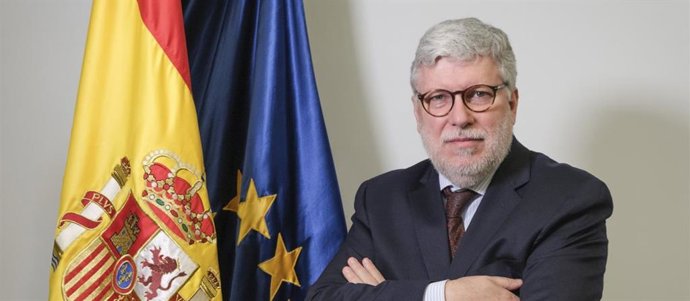 El diplomático Agustín Santos Maraver.