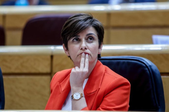 Archivo - La ministra de Política Territorial y portavoz del Gobierno, Isabel Rodríguez, durante una sesión de control al Gobierno en el Senado, a 9 de mayo de 2023, en Madrid (España).