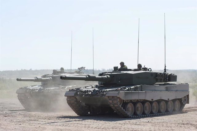 Archivo - Tanques Leopard 2A4.