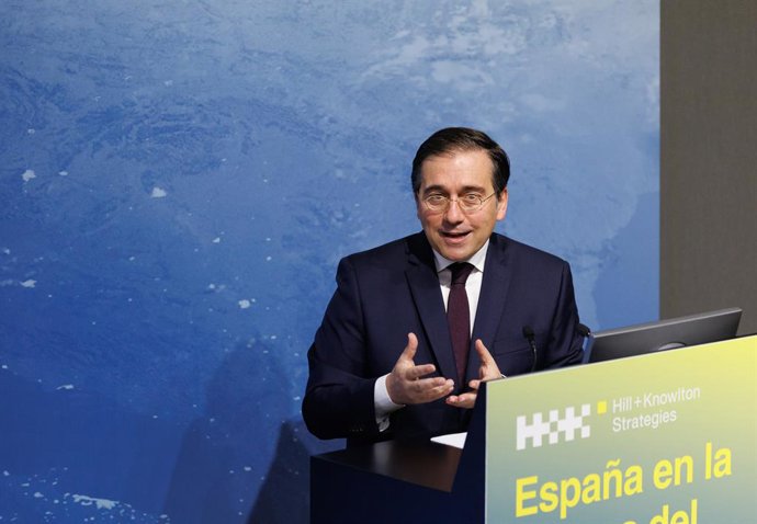 El ministro de Asuntos Exteriores, Unión Europea y Cooperación, José Manuel Albares, interviene durante la segunda edición de los #EncuentrosHK, en La Matriz-Auditorio, a 12 de junio de 2023, en Madrid (España). Hill+Knowlton Strategies organiza la segu