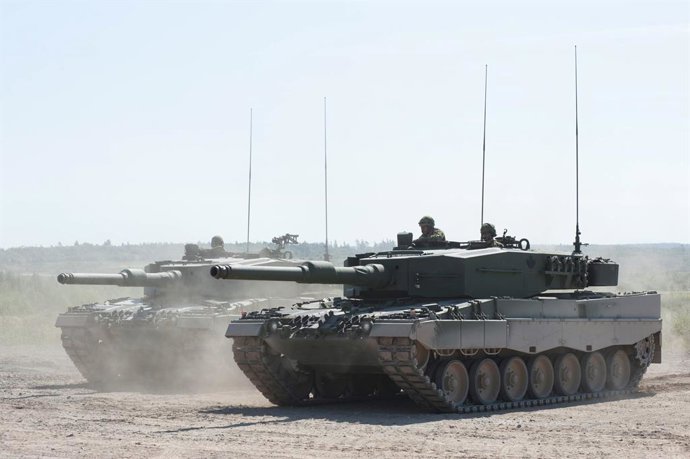 Archivo - Tancs Leopard 2A4