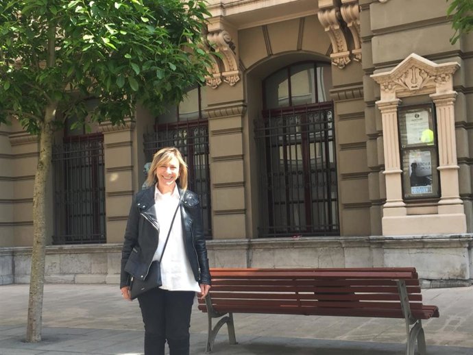 Archivo - La candidata a la Alcaldía de Avilés, Esther Llamazares.