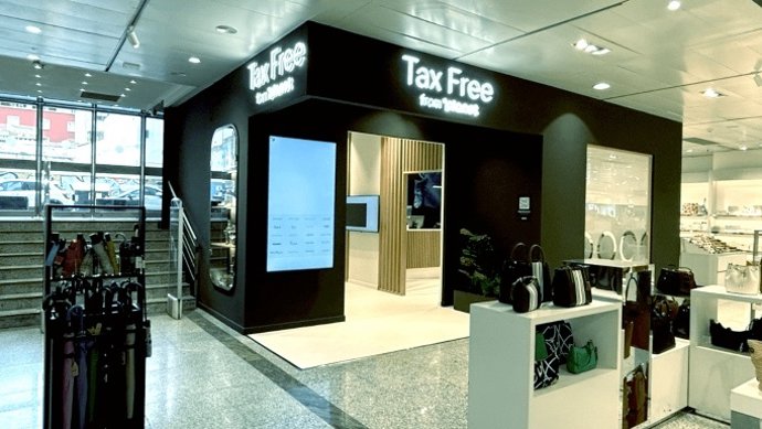 El Corte Inglés y Planet abren dos puntos VIP de reembolso de IVA a turistas en Barcelona y Mallorca.