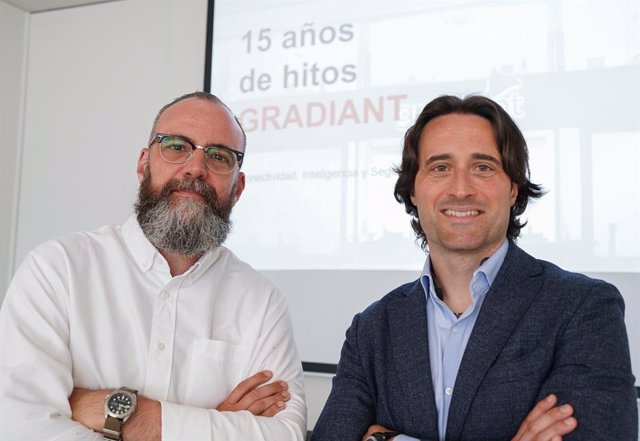 Fernando Jiménez y Luis Pérez Freire, gerente y director del centro tecnológico Gradiant.