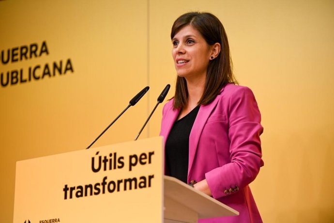 La secretaria general adjunta y portavoz de ERC, Marta Vilalta, en una rueda de prensa este lunes.
