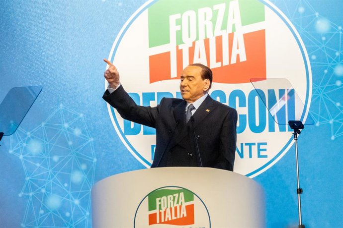 Archivo - 09 April 2022, Italy, Rome: Former Italian Prime Minister and leader of the Forza Italia party Silvio Berlusconi speaks during "Italy of the future" rally at Hotel Parco dei Principi. Photo: Mauro Scrobogna/LaPresse via ZUMA Press/dpa