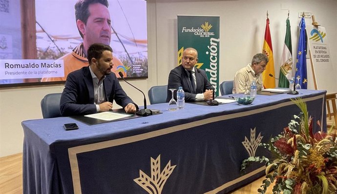 Presentación en Huelva de la primera certificación en huella de nitrato a nivel mundial para el sector de los frutos rojos.