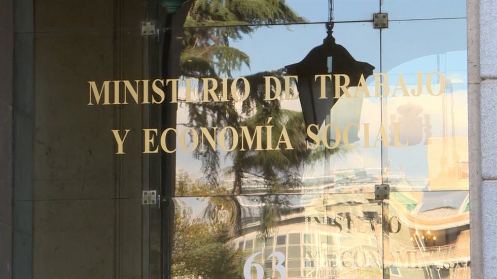 El Estatuto del Becario recoge sanciones de hasta 225.000 euros a las empresas