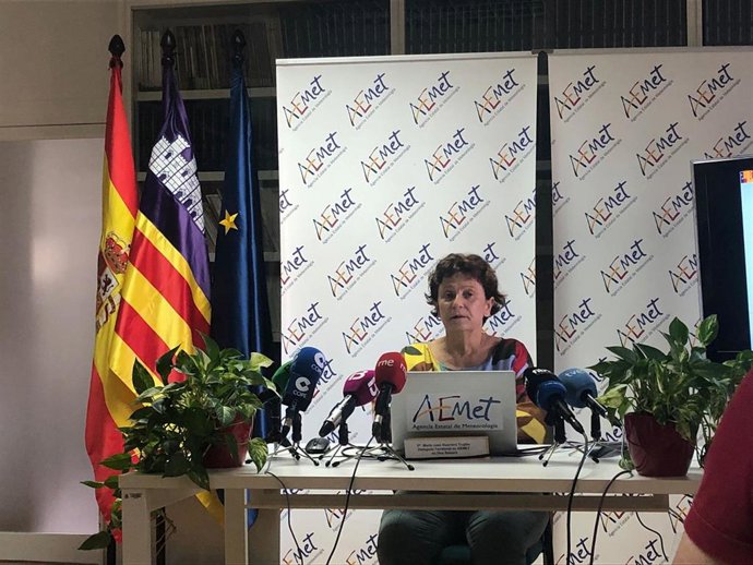 La delegada de Aemet en Baleares, María José Guerrero, en rueda de prensa