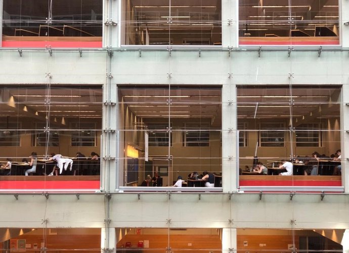 Imatge d'algunes aules de la UPF de Barcelona