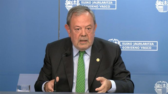 Archivo - El consejero de Economía y Hacienda del Gobierno Vasco, Pedro Azpiazu