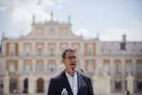 Feijóo presenta a sus candidatos como la única vía para el cambio frente a "la derrota que destila el sanchismo"