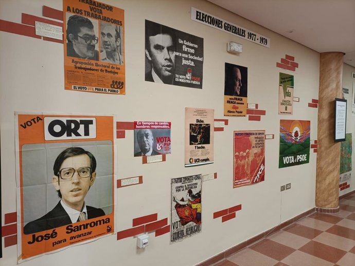 Exposición de Carteles Electorales: De la Transición al Estatuto de Autonomía de Extremadura disponible en Mérida hasta el 23 de junio en la Biblioteca Juan Pablo Forner