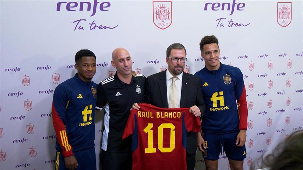Acuerdo entre Renfe y la RFEF.