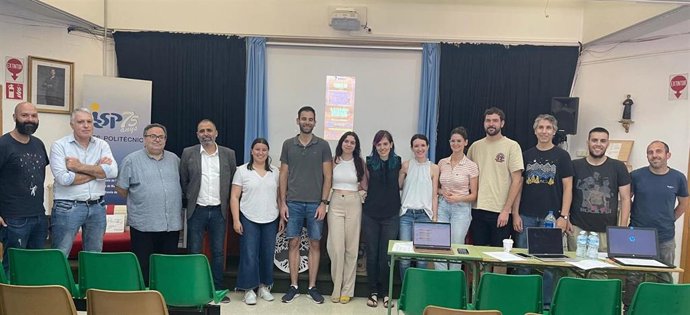 Graduados los primeros 16 titulados de Baleares en Diseño y amueblamiento