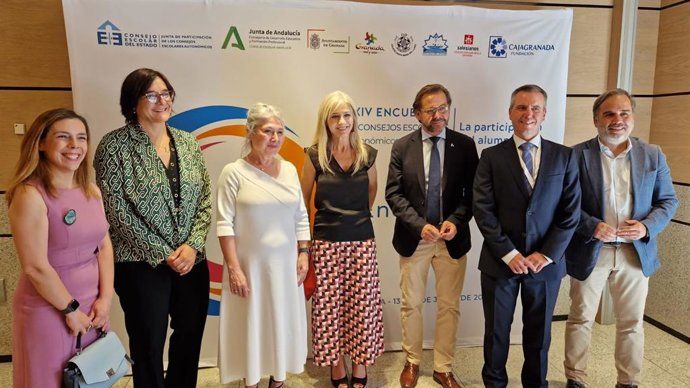 Reunión de Consejos Escolares en Granada