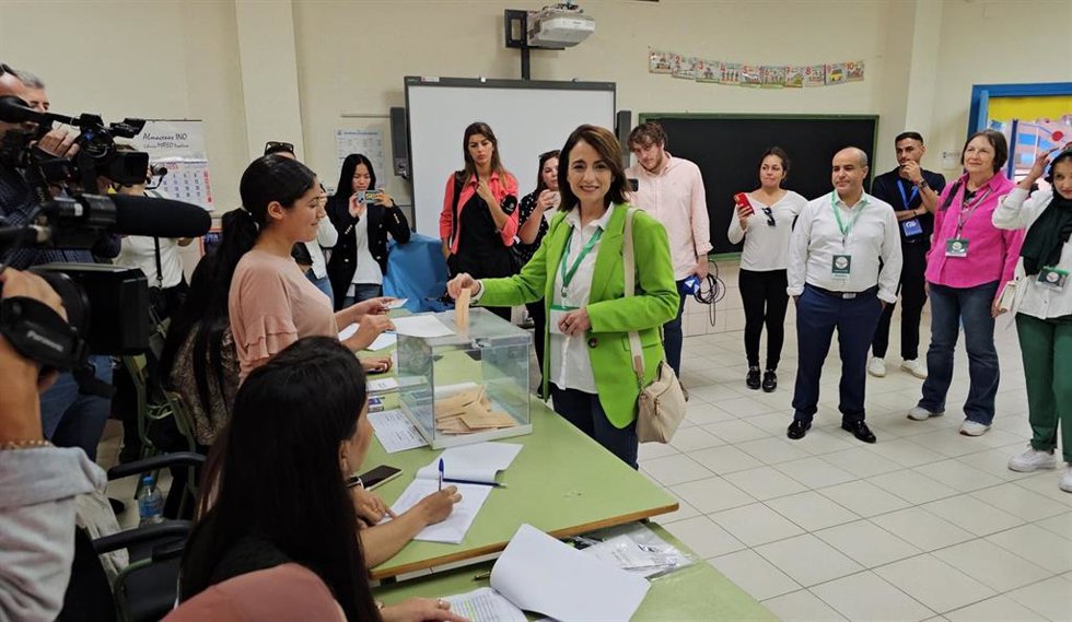 Dunia Almansouri votando el pasado 28 de mayo