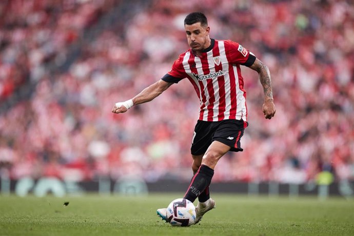 Yuri Berchiche con el Athletic Club