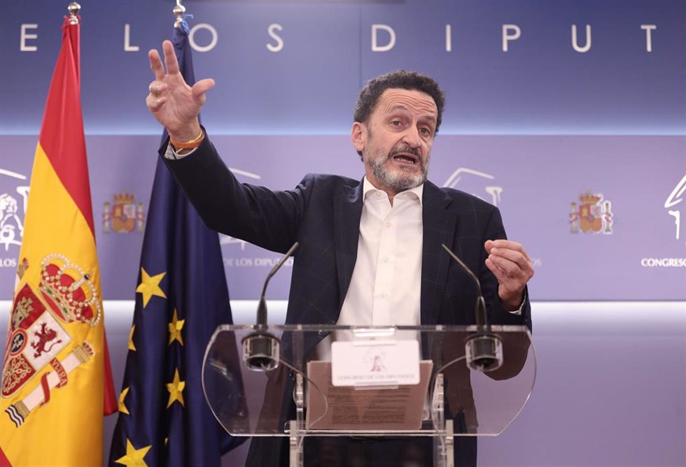 Archivo - El vicesecretario general de Ciudadanos (Cs) y portavoz adjunto de la formación naranja en el Congreso de los Diputados, Edmundo Bal, responde a los medios en una rueda de prensa en el Congreso de los Diputados, a 27 de octubre de 2021, en Mad