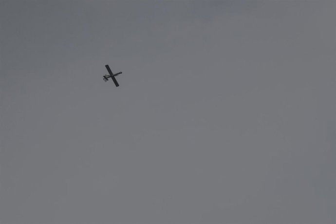 Archivo - Imagen de archivo de un dron sobrevolando Siria