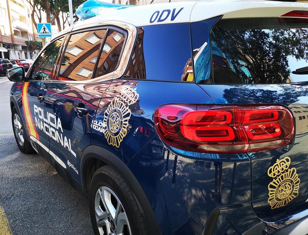 Imagen de archivo de un vehículo de la Policía Nacional