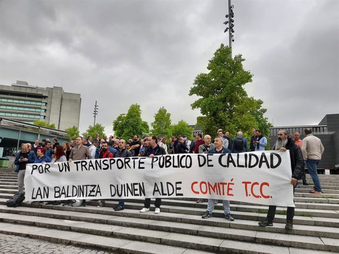Imagen de la concentración de trabajadores de TCC